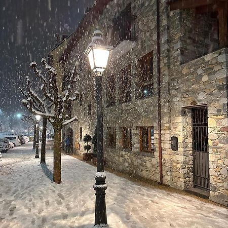 Apartamentos Nogueret Бенаске Екстер'єр фото